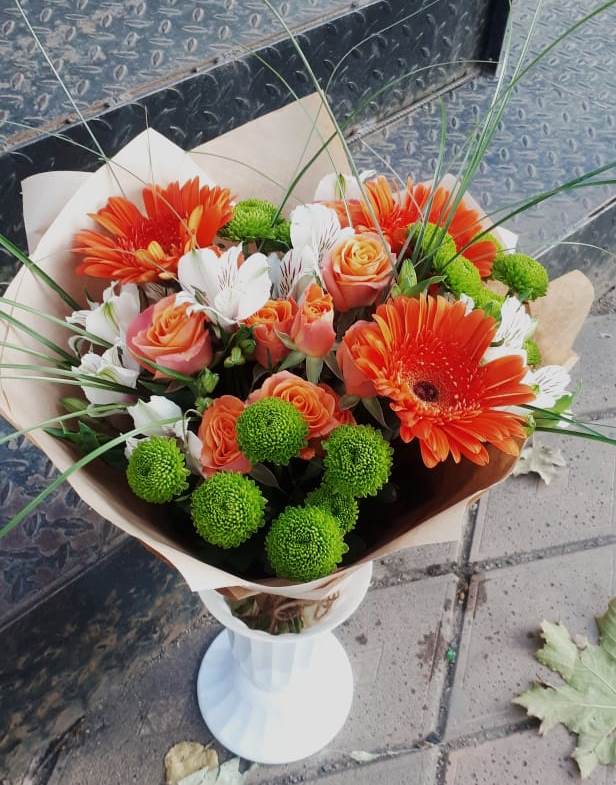 Букет цветов из: Герберы, Хризантемы, Альстромерии и Розы в Селиваниху