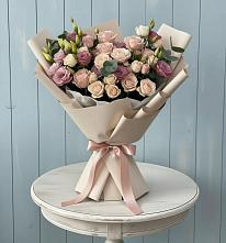 Букет цветов из:  Розы и Лизиантусы в Селиваниху