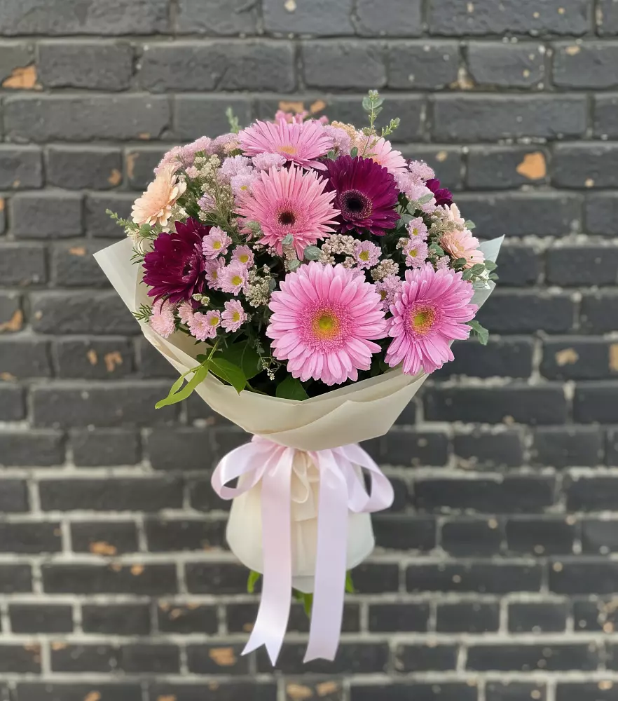 Букет цветов из: Герберы и Хризантемы в Селиваниху