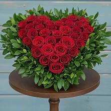 Цветочная композиция из Розы в виде сердца #REPLACE_PRED# Селиваниху