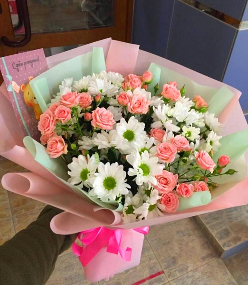 Букет цветов из: Розы и Хризантемы в Селиваниху