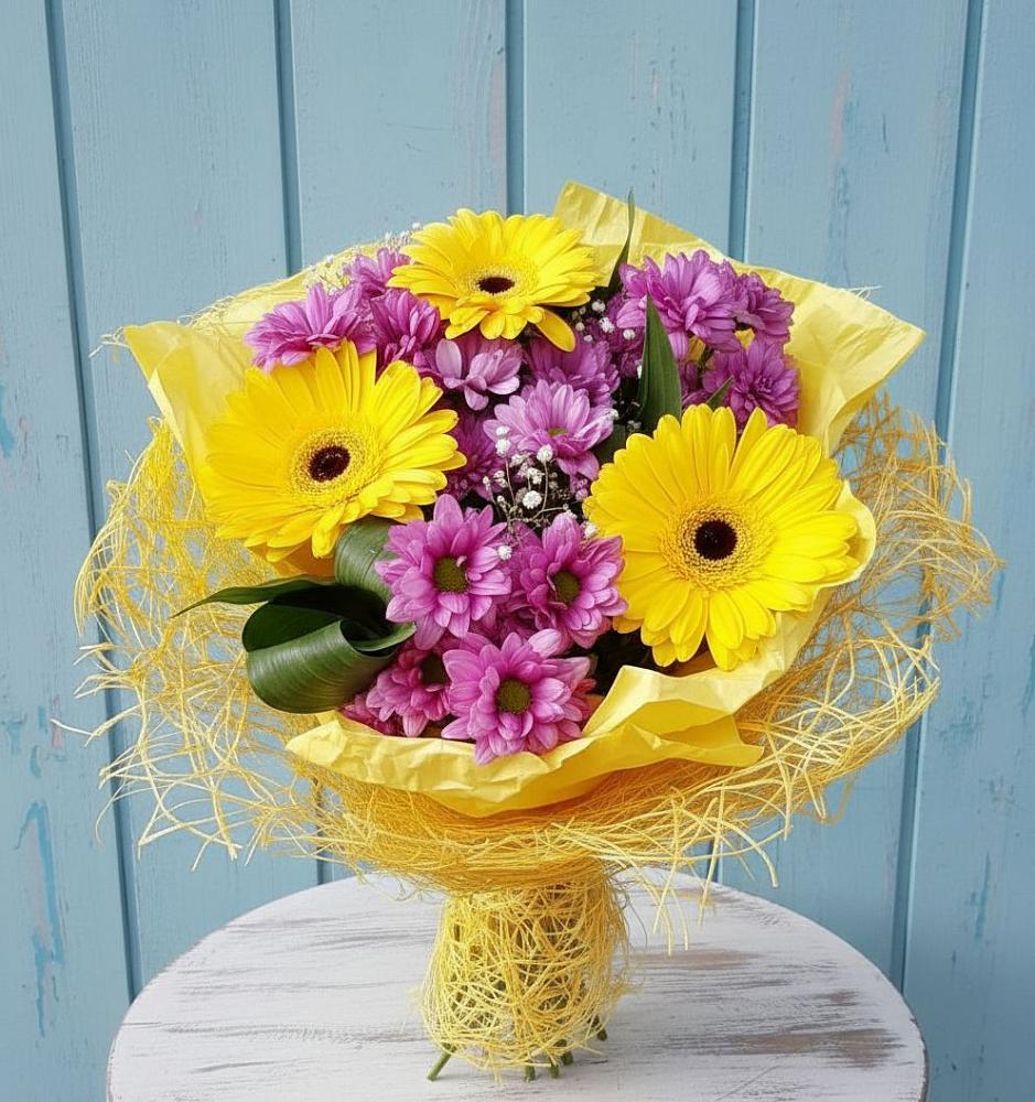 Букет цветов из: Хризантемы и Герберы в Селиваниху