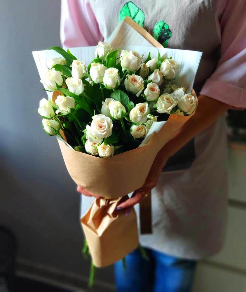 Букет цветов из: Розы в Селиваниху
