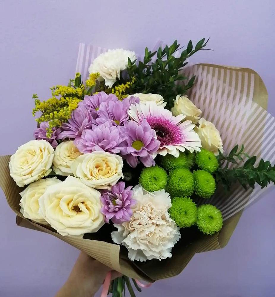 Букет цветов из: Хризантемы, Розы, Гвоздики и Герберы в Селиваниху