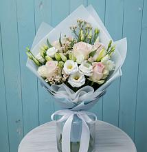 Букет цветов из:  Розы и Лизиантусы в Селиваниху