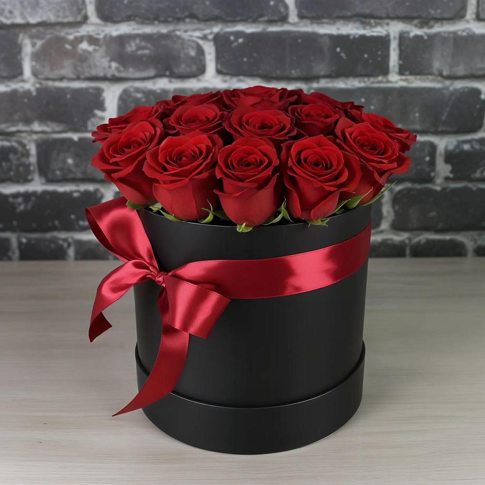 Цветочная композиция из Розы в шляпной коробке в Селиваниху