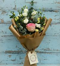 Букет цветов из:  Розы и Лизиантусы в Селиваниху