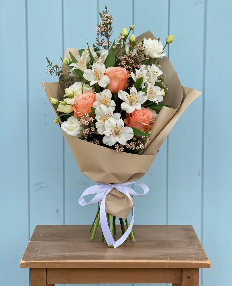 Букет цветов из: Альстромерии, Лизиантусы, Розы и Хризантемы в Селиваниху