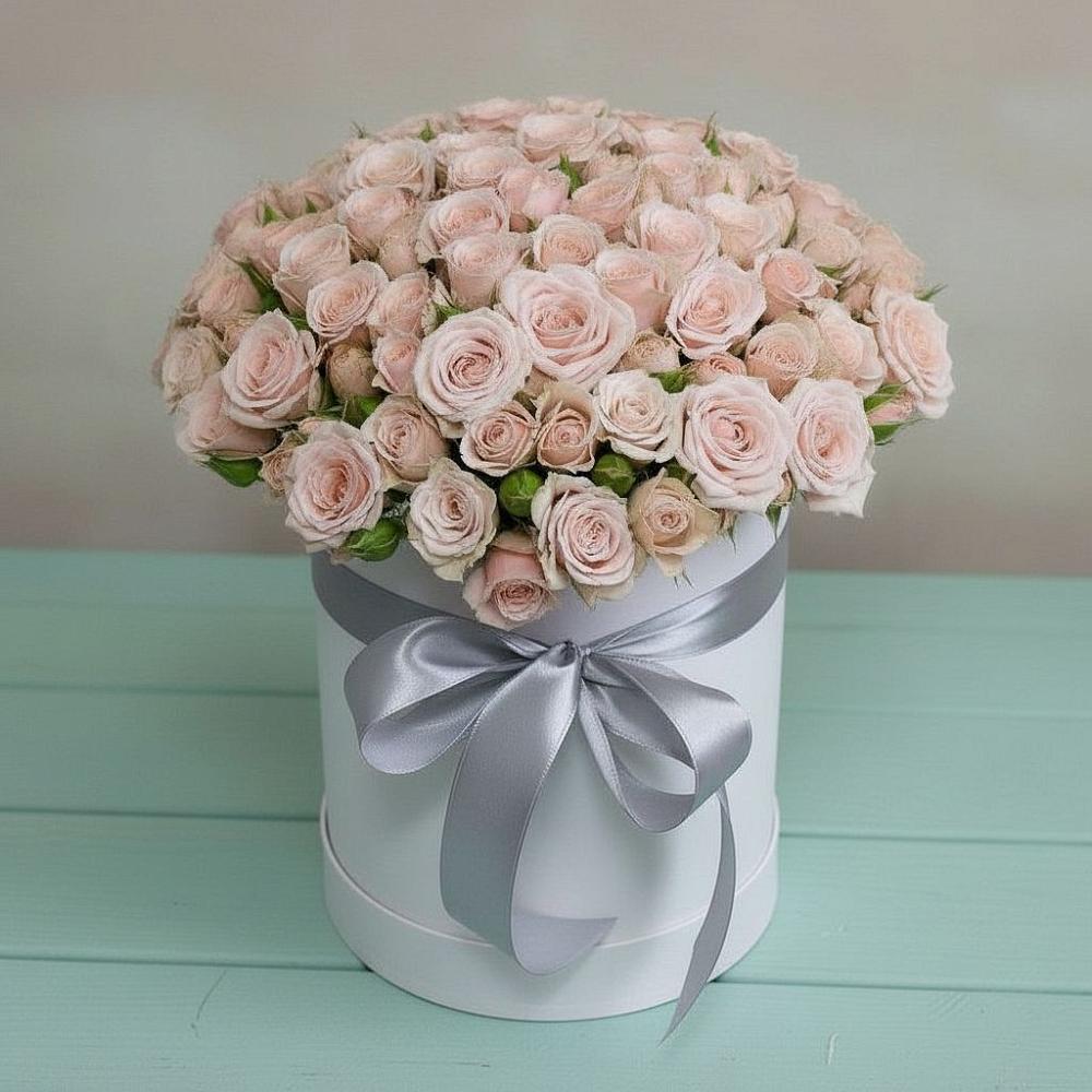 Цветочная композиция из Розы в шляпной коробке в Селиваниху